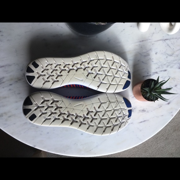 Nike Free RN Flyknit 2017 Men's Running Shoe - Picture 5 of 7